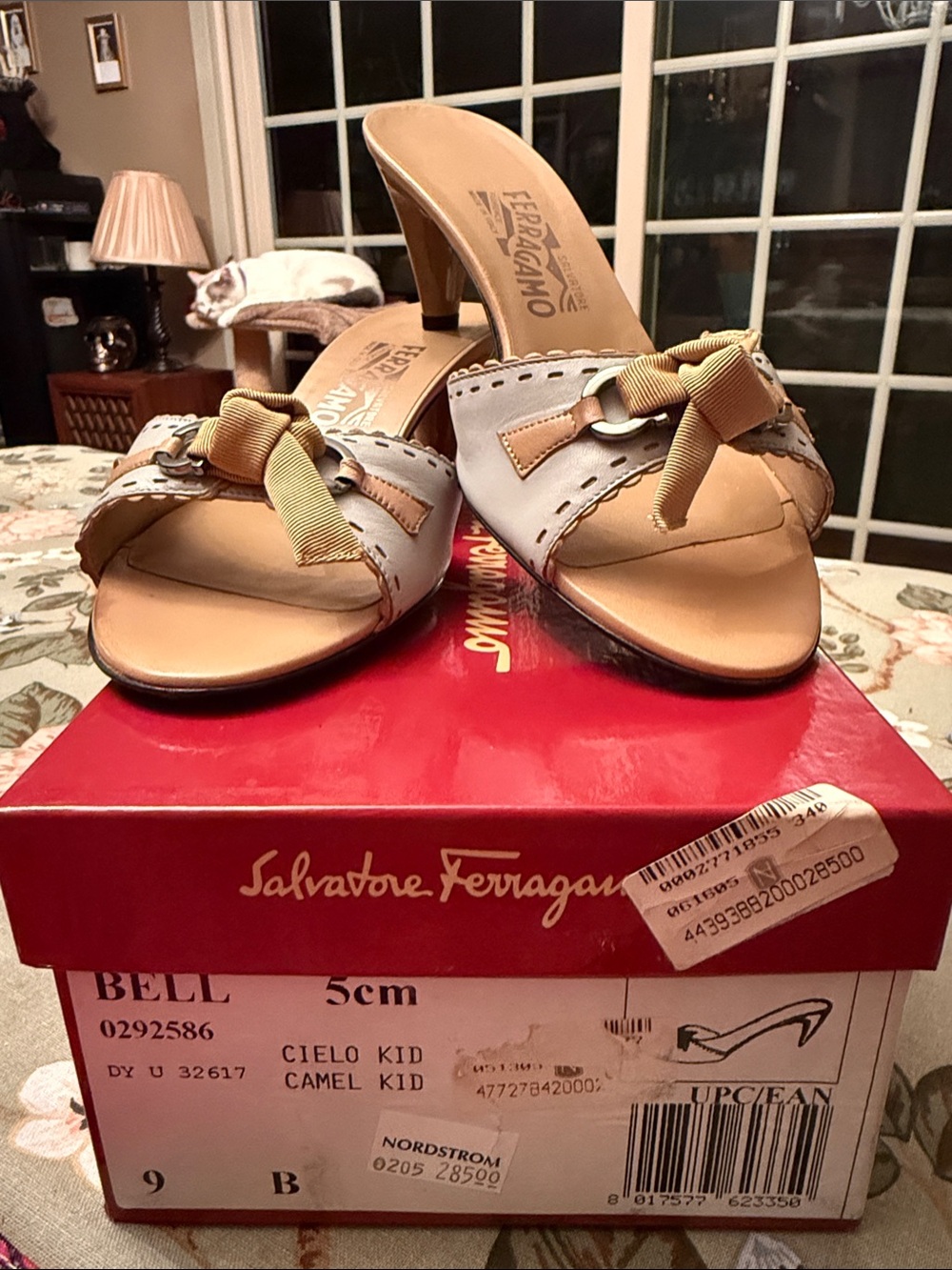 Salvatore Ferragamo Bell Camel Cream Leather Bow Mules 9 B